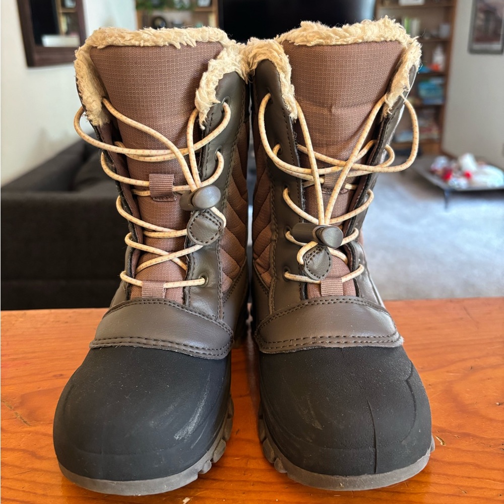 Girls Skylar Winter Boots All In Motion